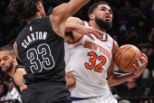 包含纽约尼克斯训练开放日，赛前造点机会引欢呼，NBA常规赛在即，训练强度明显提升的词条